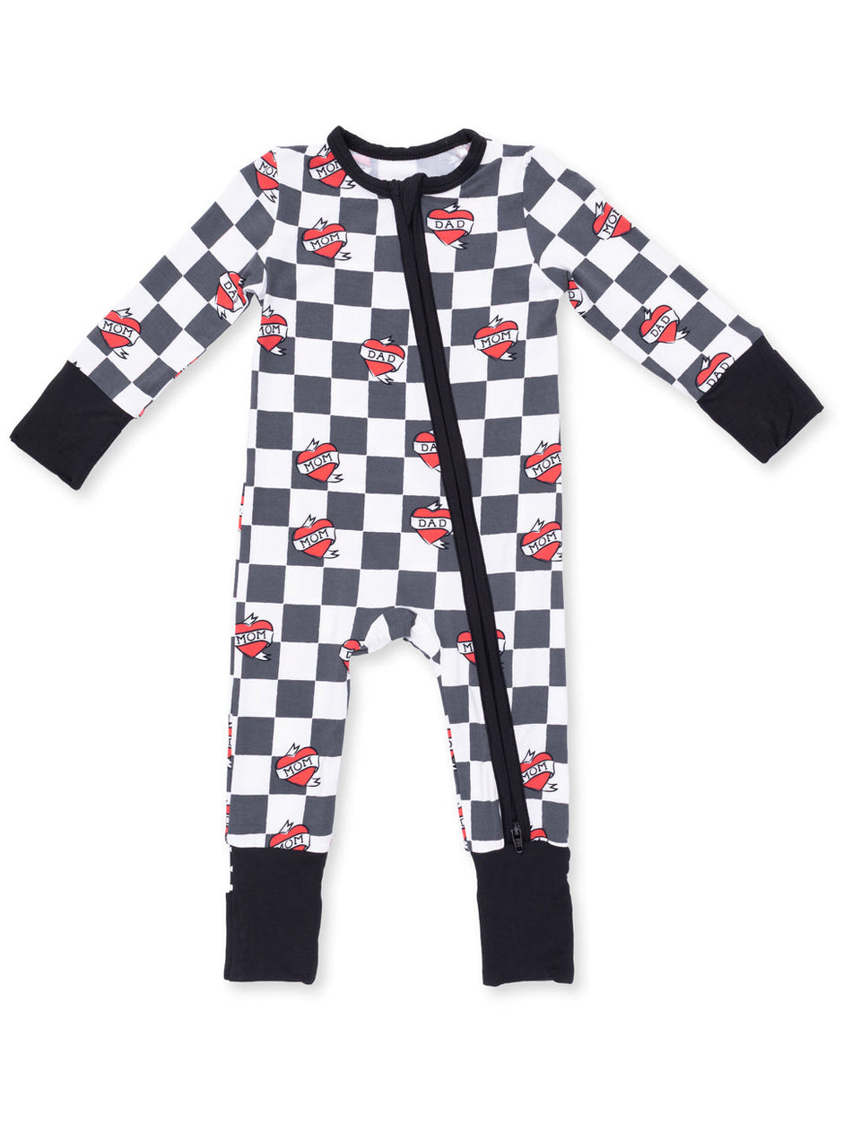 Black and white checkered baby onesie with "MOM" and "DAD" graphics, featuring a front zip closure.