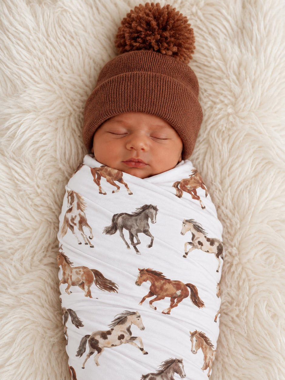 Stretch Swaddle, Wild Horses